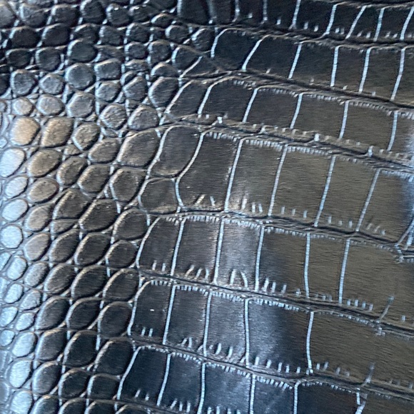 Offer $15 Baccini embossed black beauty pant faux crocodile animal print 10 - Picture 4 of 17